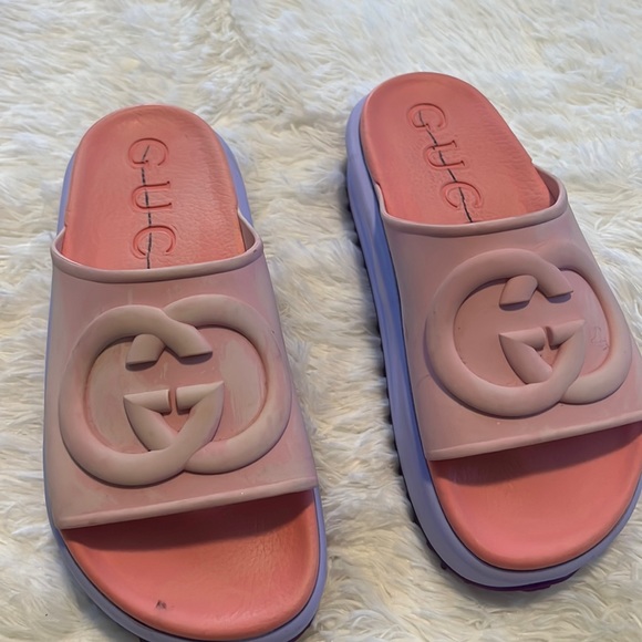 Gucci sandals - Picture 1 of 5